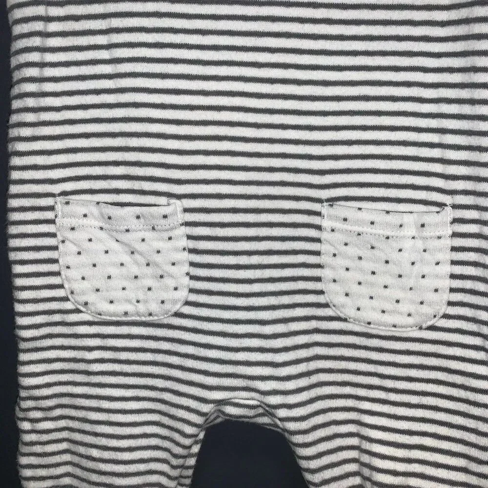 Gymboree Newborn  Essentials Romper 0-3m Gray Striped Polka Dot